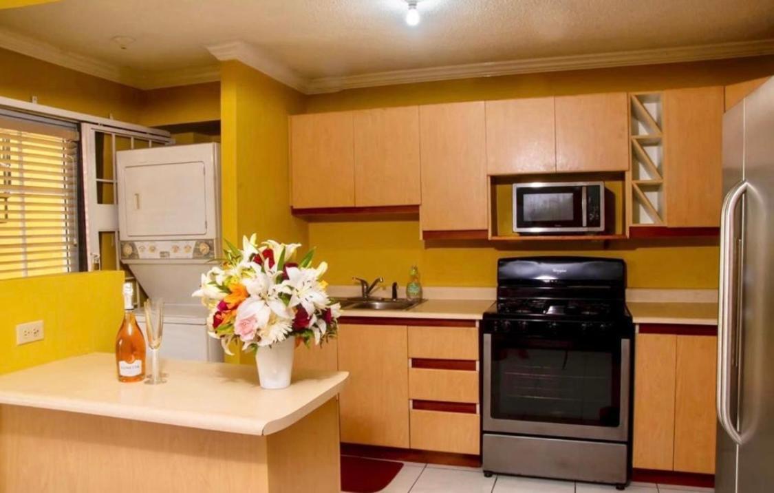 Vacation Getaway In Mango Walk Country Club Apartment Montego Bay Exterior foto